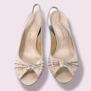 Nina Silk Cream Slingbacks Shoes sz 38 USA…